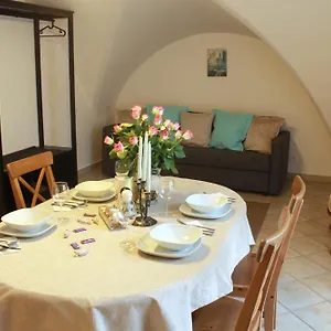 Apartament St. George, Praga