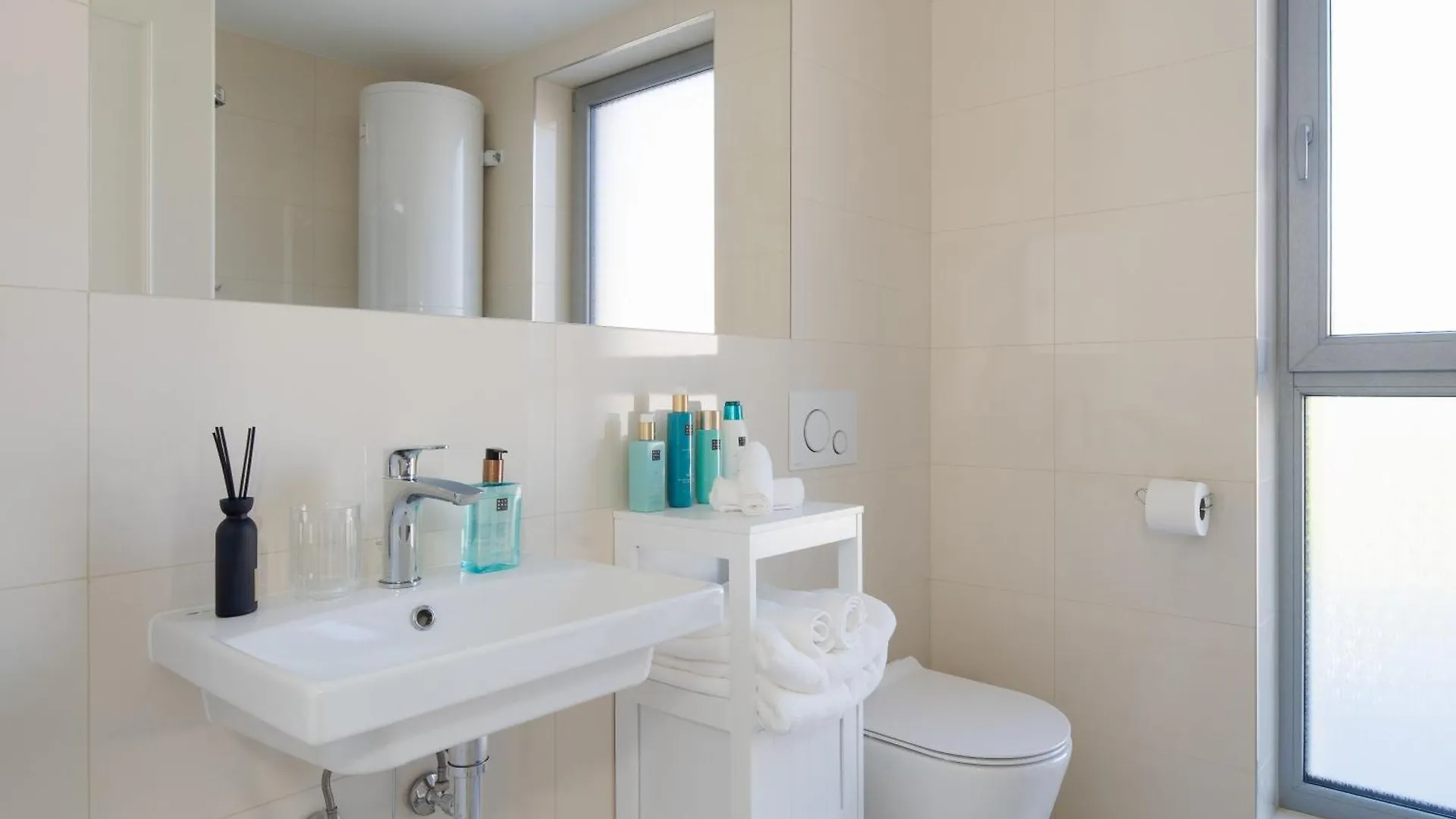 Apartment Chic Prague Suite With Terrace & City View
