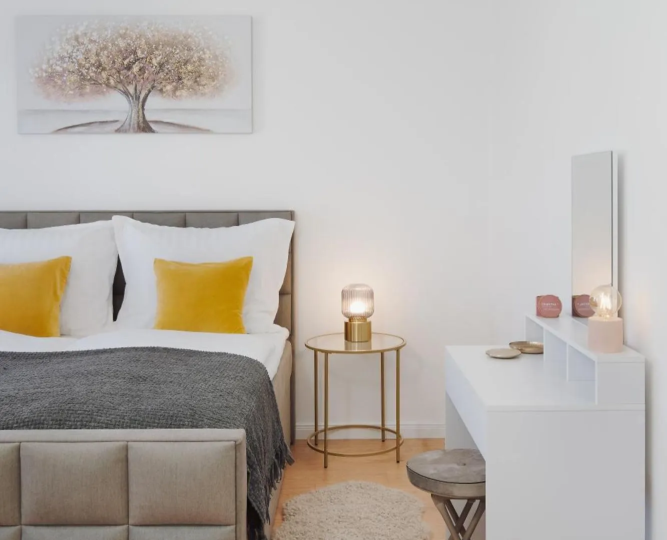Chic Prague Suite With Terrace & City View Apartment